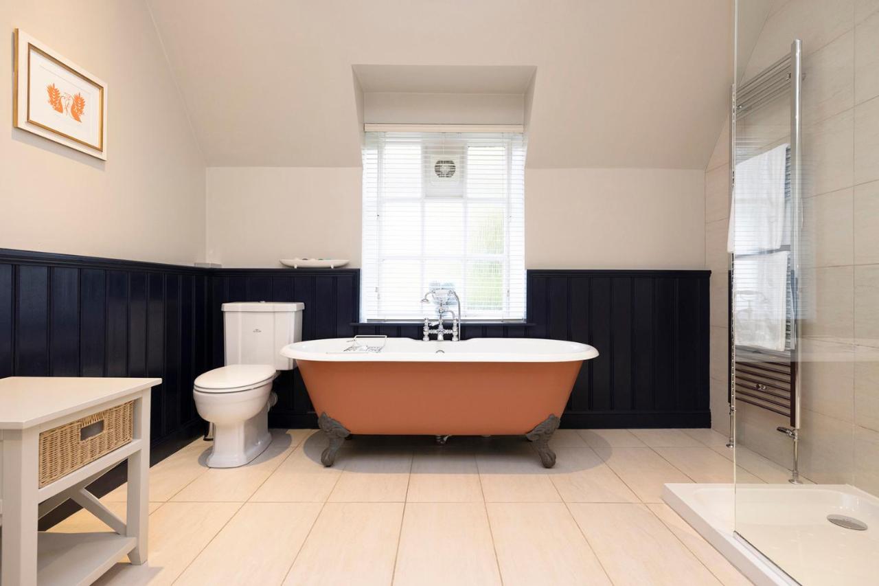 Windlestraw Bed & Breakfast Walkerburn Bagian luar foto